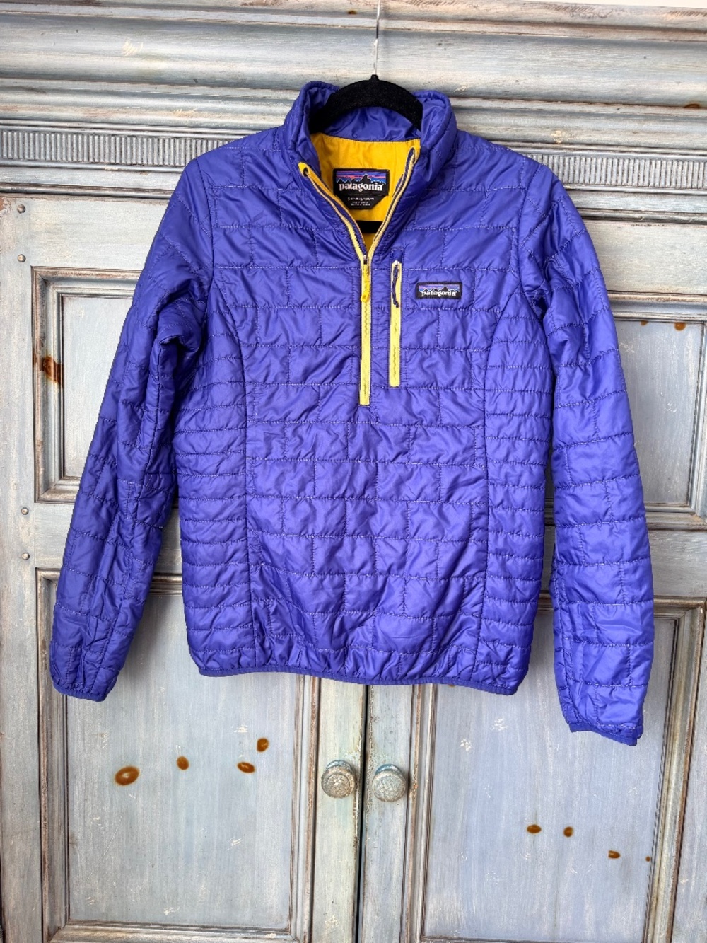Patagonia Women's Nano Puff Pullover Quarter Zip in Bright Blue and Yellow S